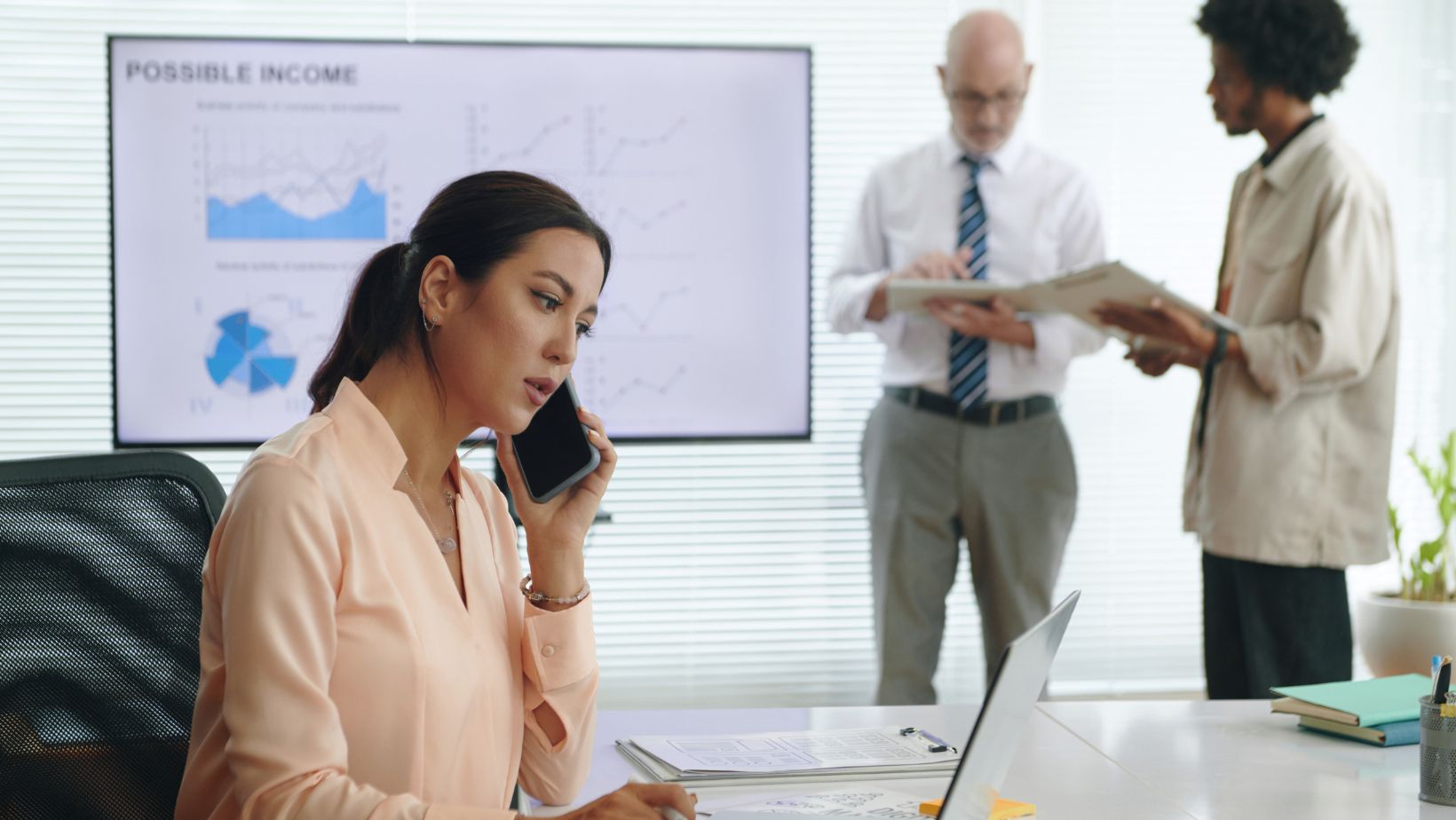 Beyond loyalty how to build a brand advocacy program that turns customers into marketers