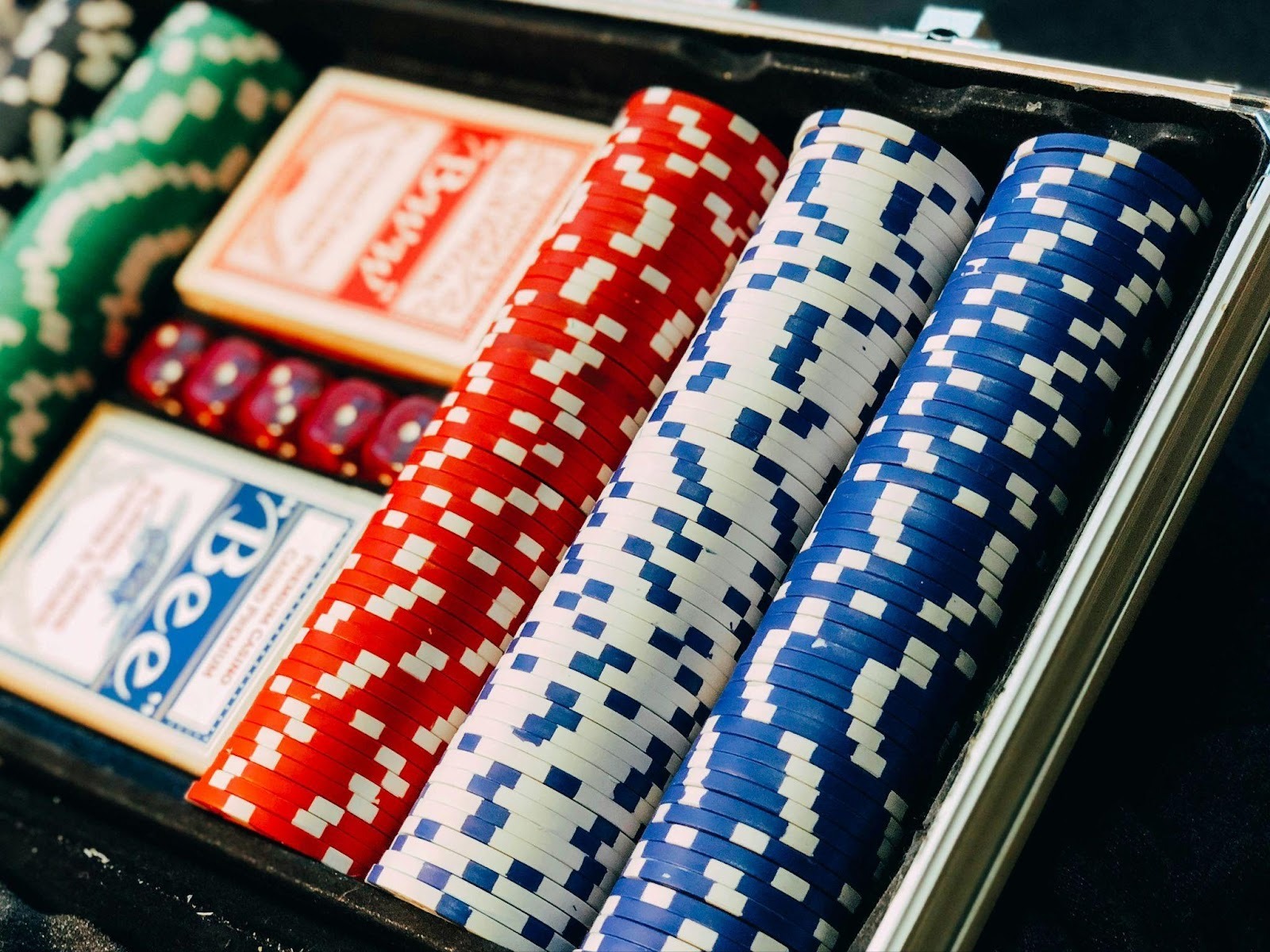 What to do before playing at an online casino 5 leading tips
