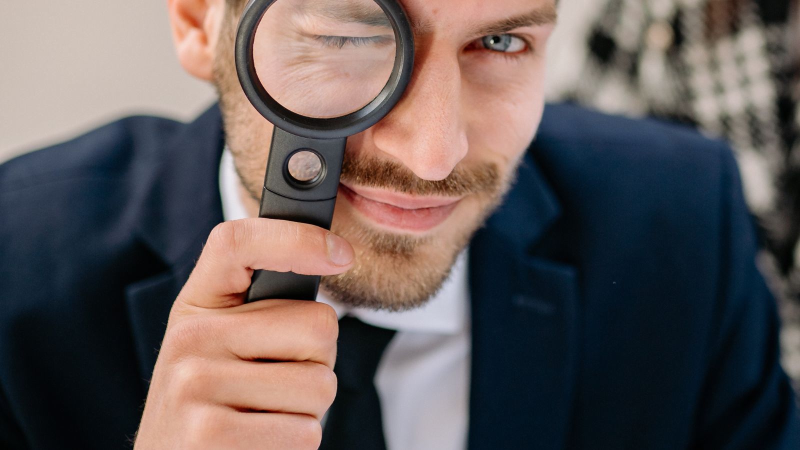 private investigator in London for discreet cases